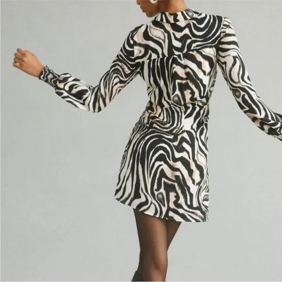 ANTHROPOLOGIE Black and White Zebra Wrap Mini Dress Size 4 - Picture 14 of 15